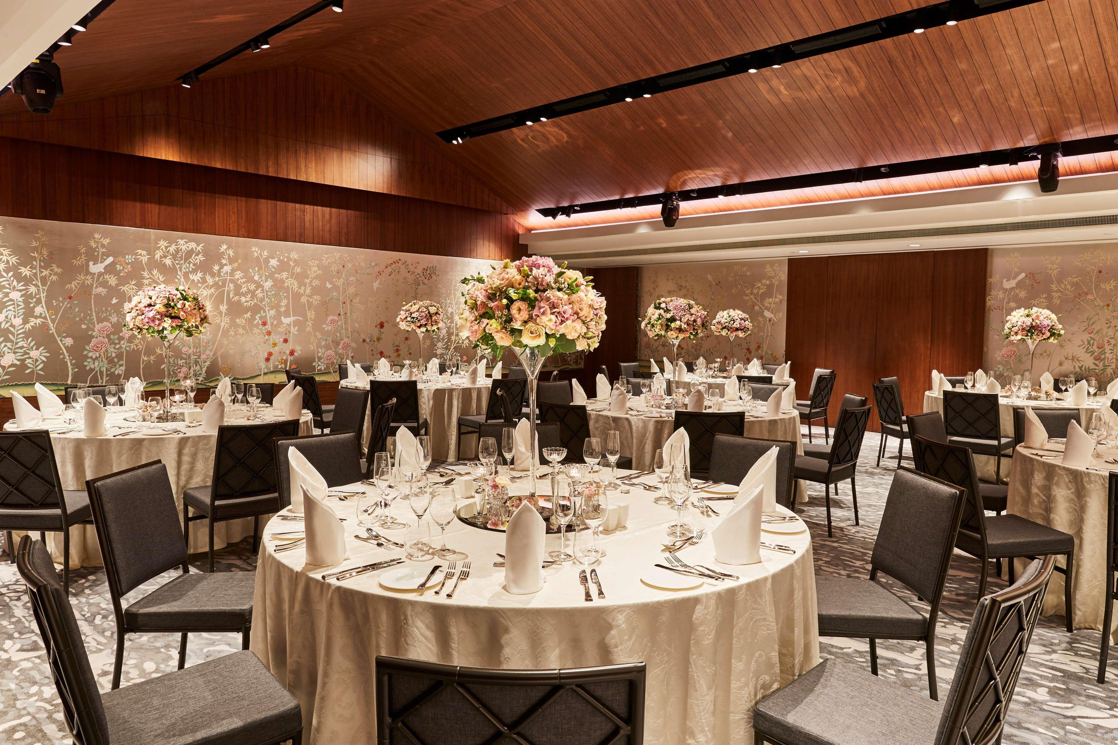 The Capitol Kempinski Hotel Singapore Exterior foto The ballroom at the hotel