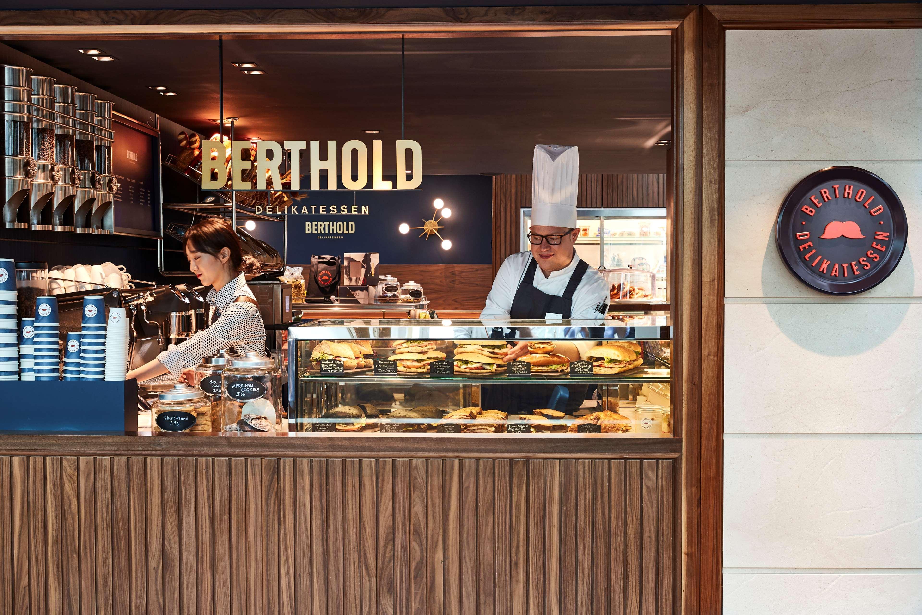 The Capitol Kempinski Hotel Singapore Exterior foto Berthold Bakery